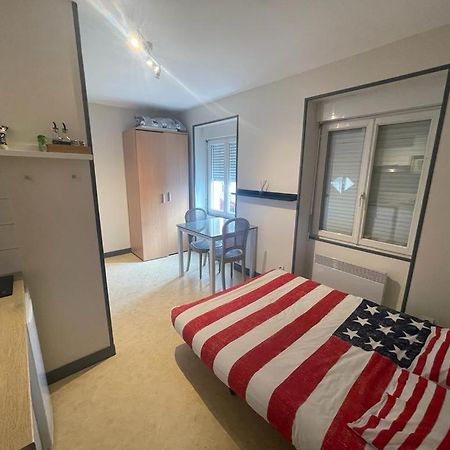 Studio Agreable Et Lumineux Daire Niort Dış mekan fotoğraf
