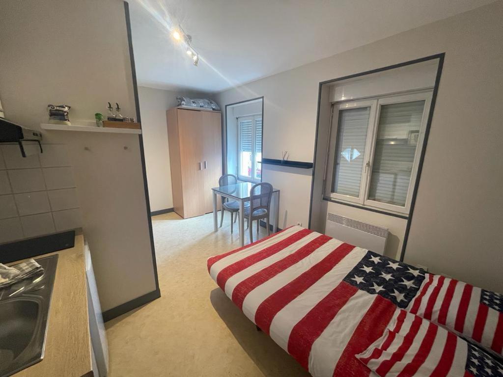 Studio Agreable Et Lumineux Daire Niort Dış mekan fotoğraf
